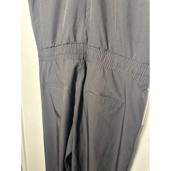 Albion Fit Jumpsuit Romper Black Women's Size Medium Stylist Tapered Pockets - Picture 4 of 4